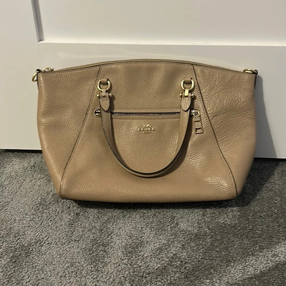 beige everyday coach bag - Picture 1 of 3